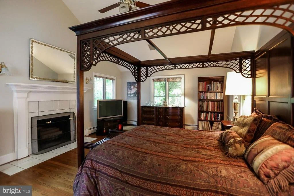 Photo of 6580 BRADDOCK ROAD