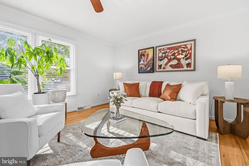 Photo of 6640 PARK HALL DRIVE