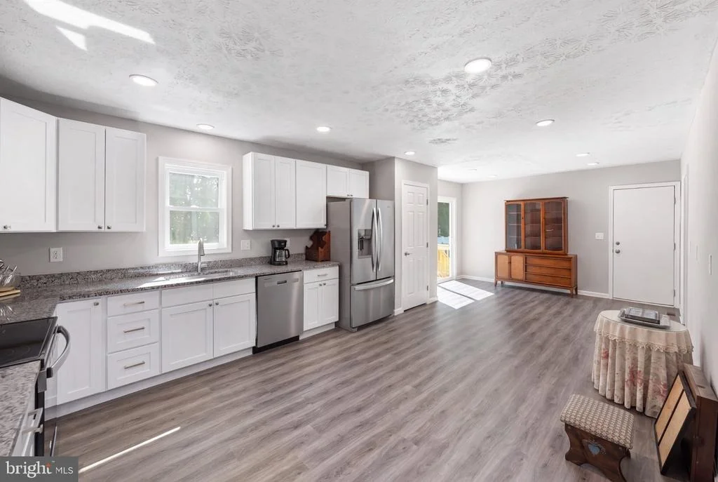 Photo of 20 COLGATE DRIVE