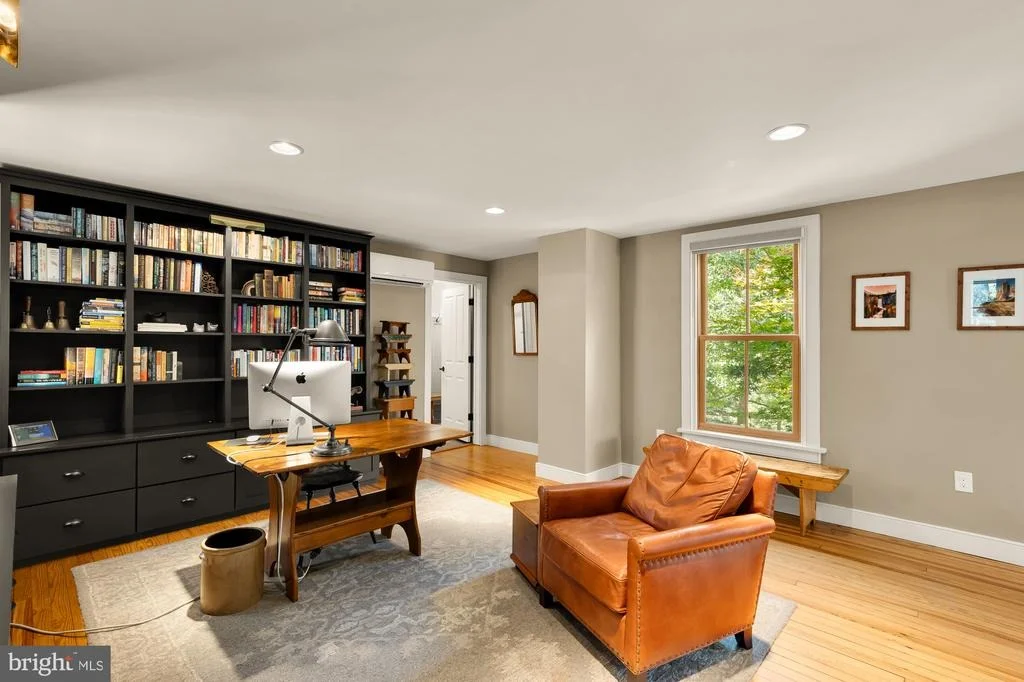Photo of 1102 DULANEY GATE CIRCLE