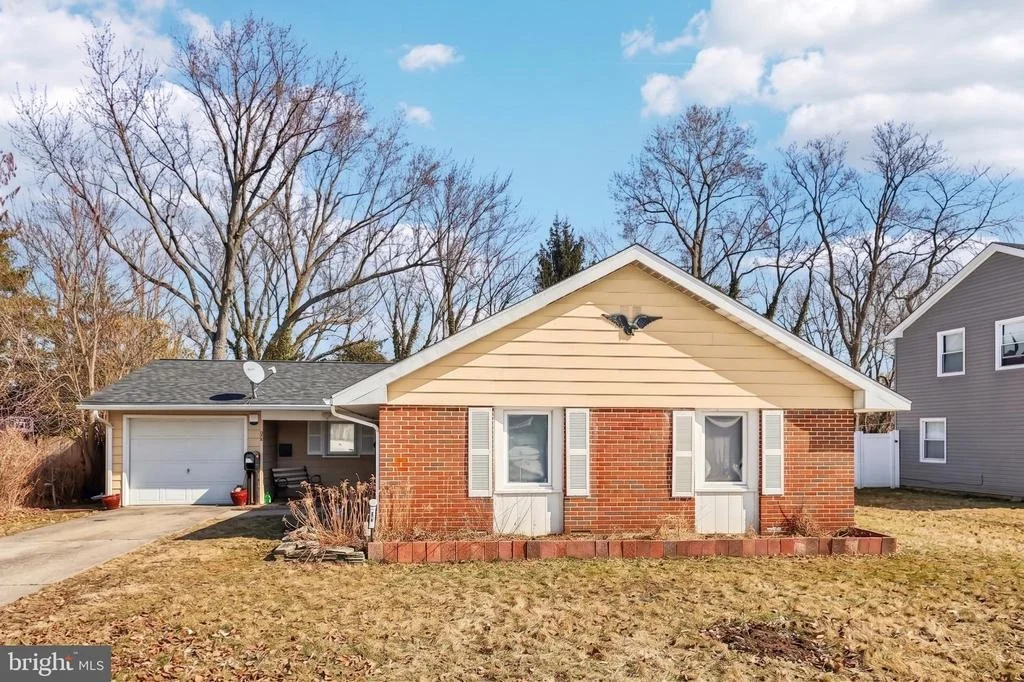 Photo of 32 MILLBROOK DRIVE