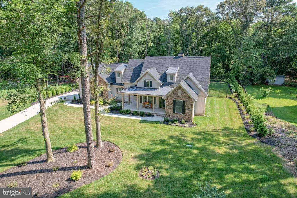 Photo of 4 RIVERS END DRIVE