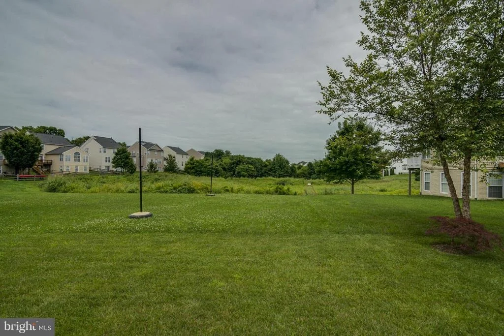 Photo of 1825 GREENLEESE DRIVE