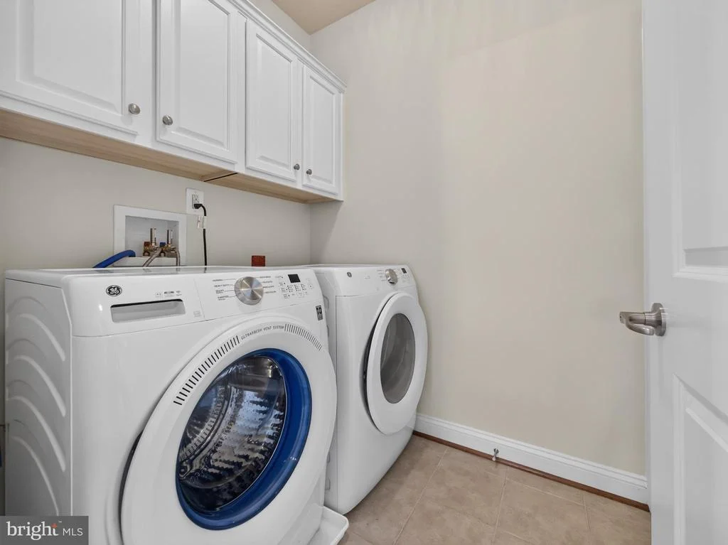 Photo of 3032 MOORE LANE