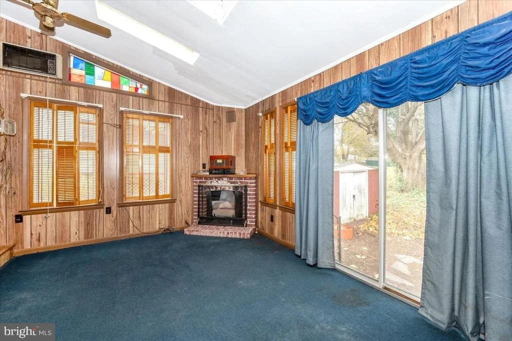 Photo of 239 DEVONSHIRE ROAD NE