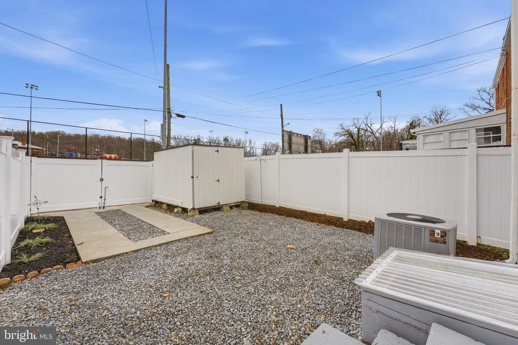 Photo of 4243 HILDRETH STREET SE