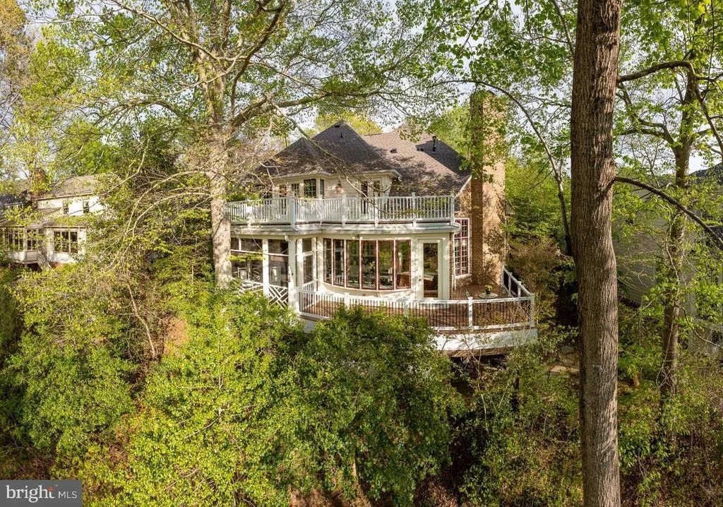 Photo of 20 THE PALISADES