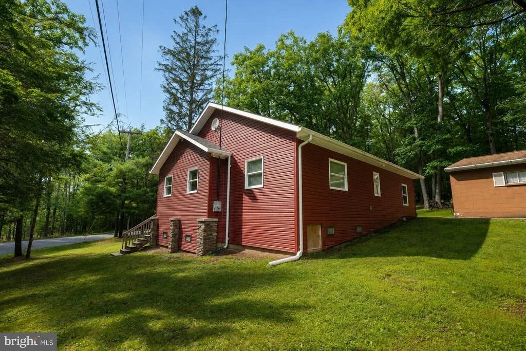 Photo of 15 SKY VALLEY ROAD