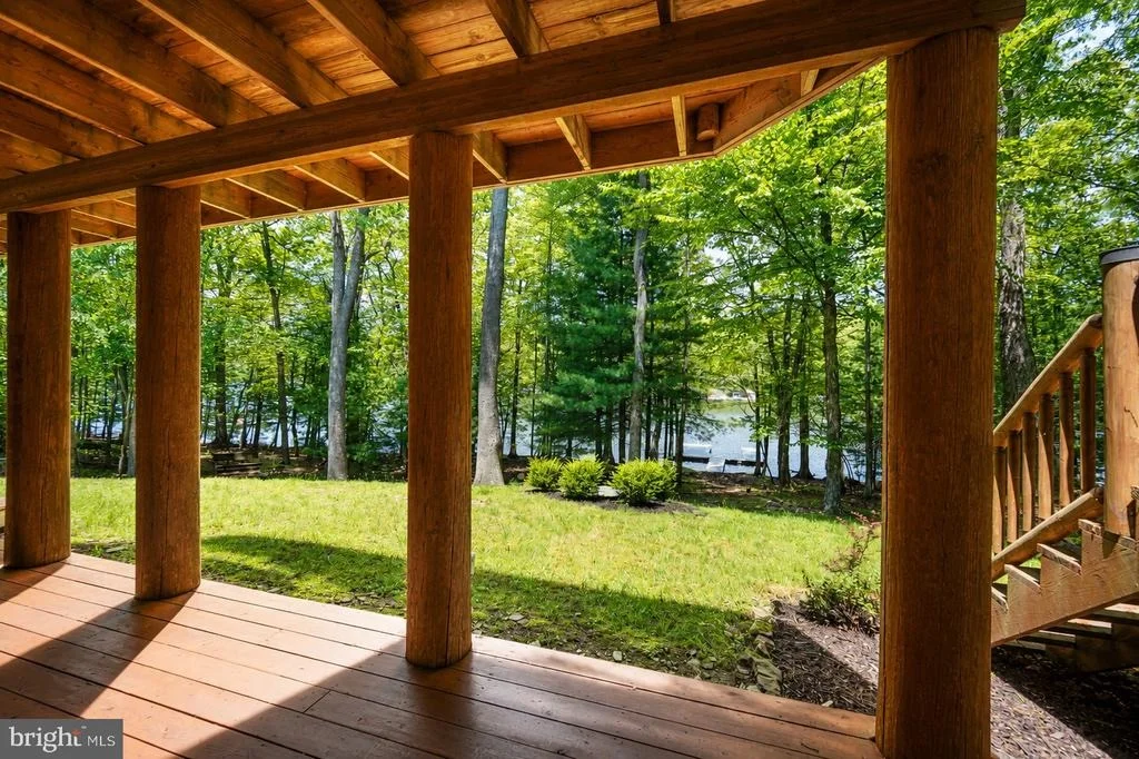 Photo of 42 RED OAK WAY
