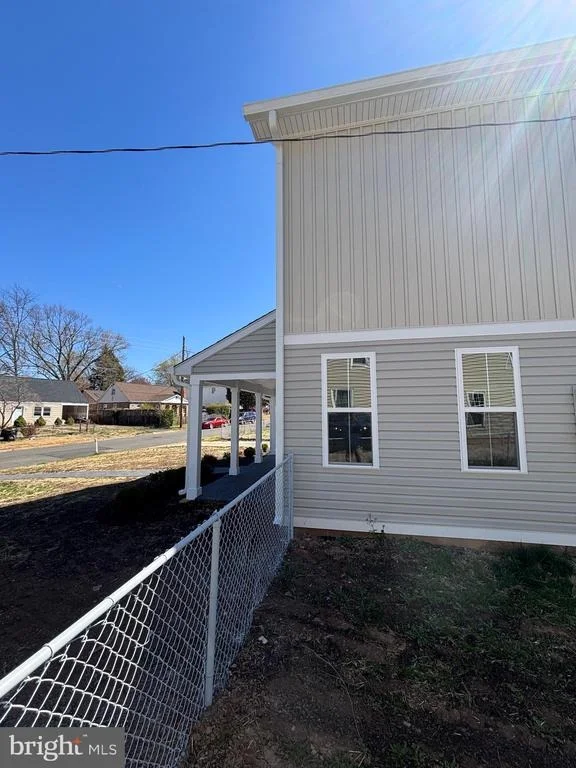 Photo of 129 EVANS STREET