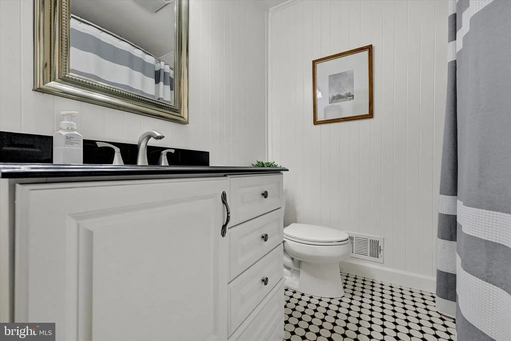 Photo of 214 BAYBOURNE DRIVE