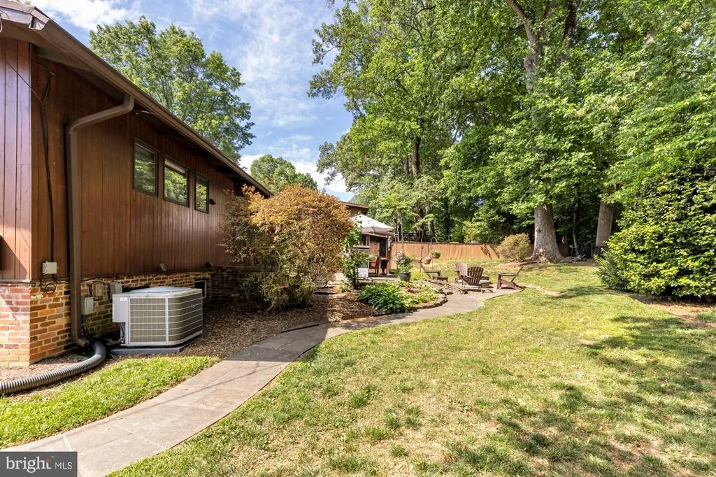 Photo of 3018 PINE SPRING ROAD