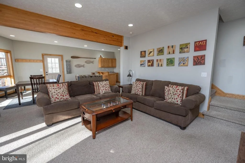 Photo of 723 PINNACLE DRIVE