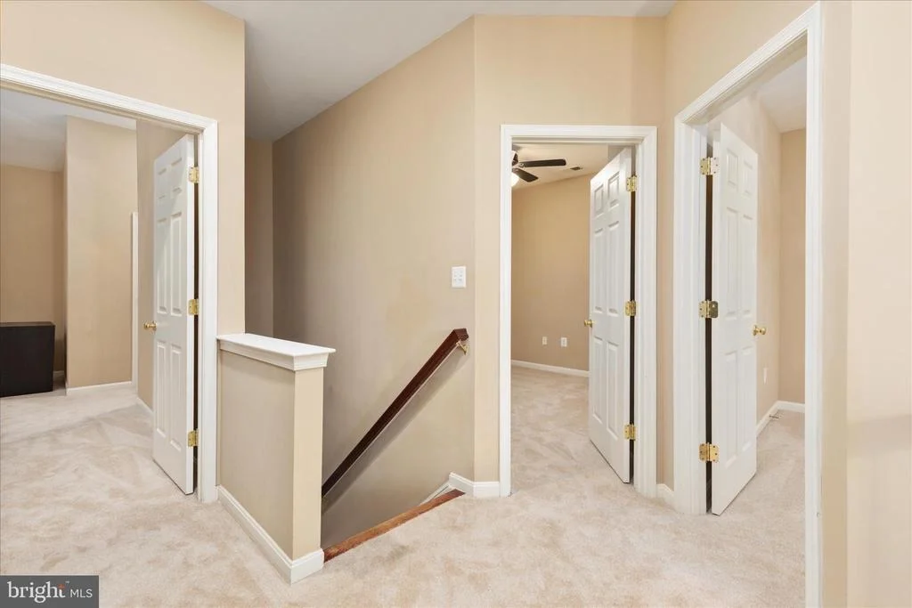 Photo of 660 BEEHIVE WAY