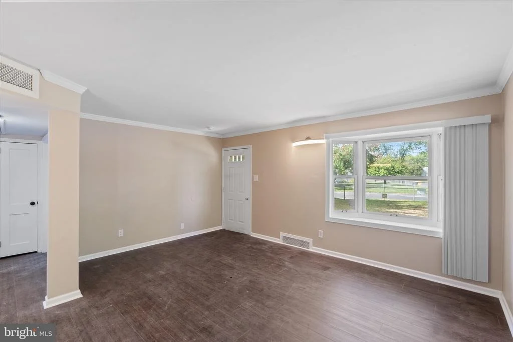 Photo of 4 W GERMANTOWN AVENUE