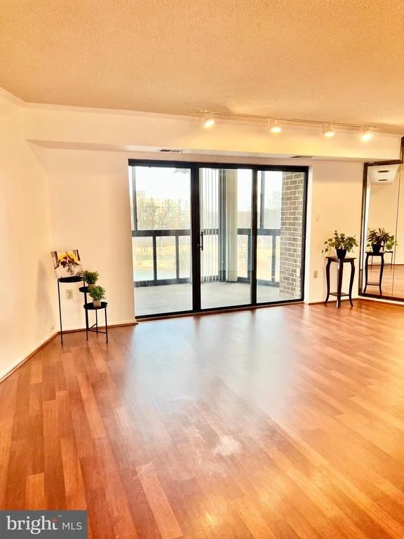 Photo of Unit 3603 at 15115 INTERLACHEN DRIVE