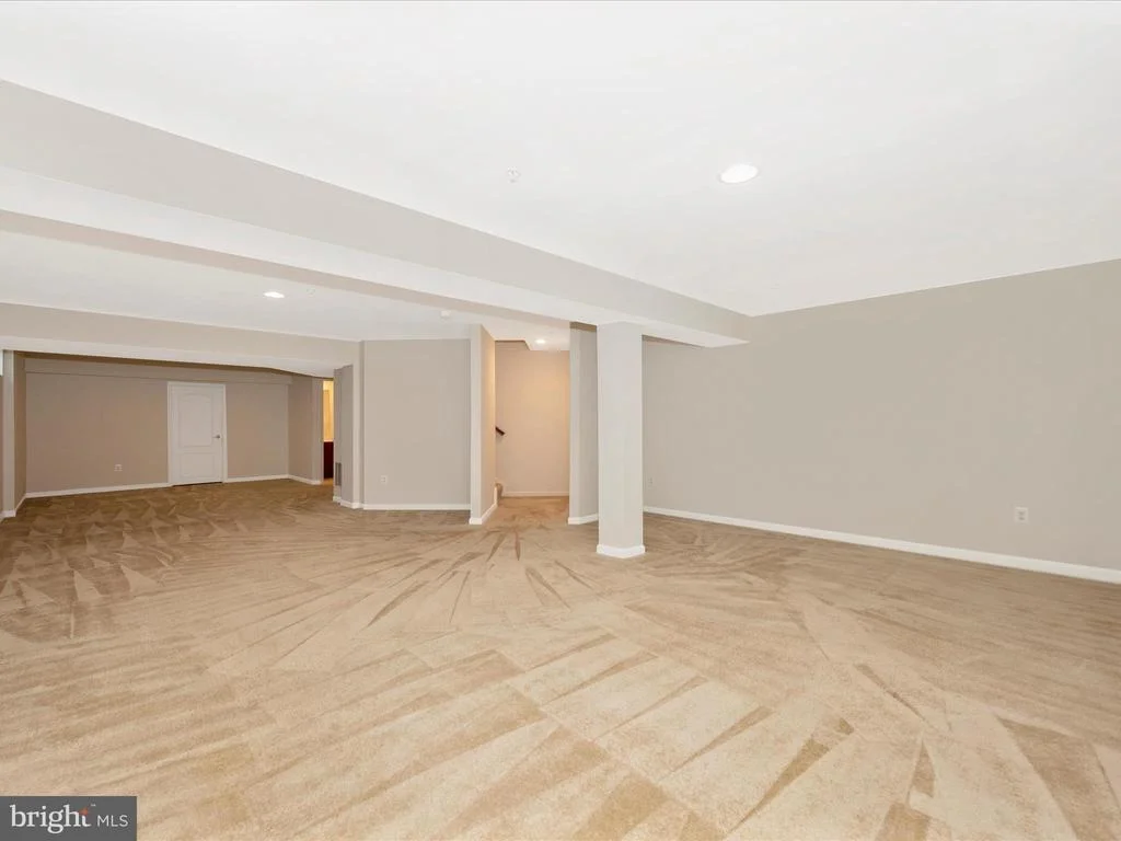 Photo of 9300 DRUMMAN DRIVE