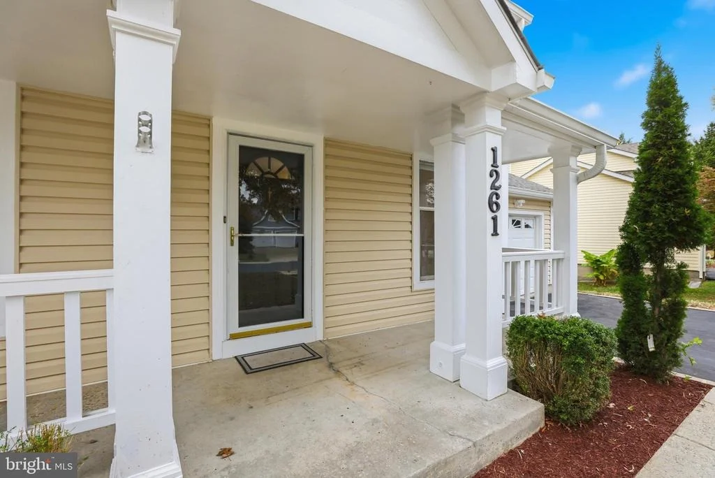 Photo of 1261 CAVENDISH DRIVE