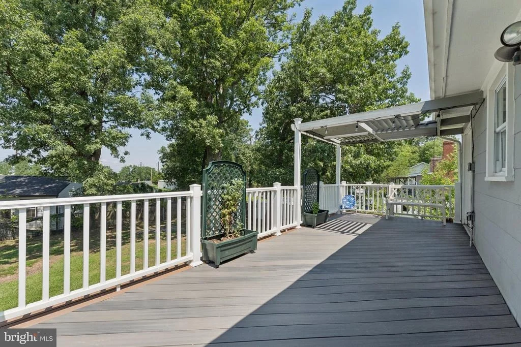Photo of 8816 SAUNDERS LANE