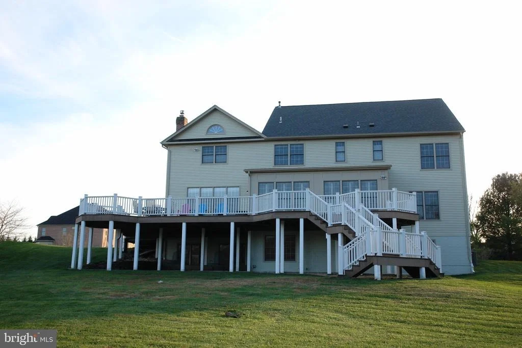 Photo of 24701 FARMVIEW LANE