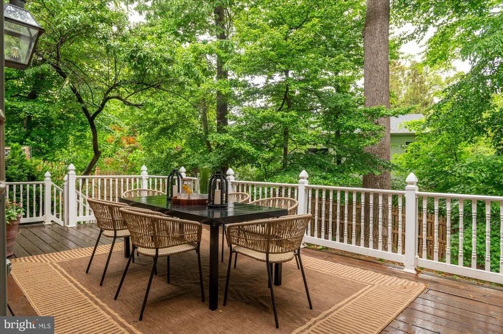 Photo of 4115 40TH PLACE N