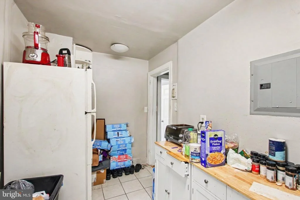 Photo of 4898 SHERIFF ROAD NE