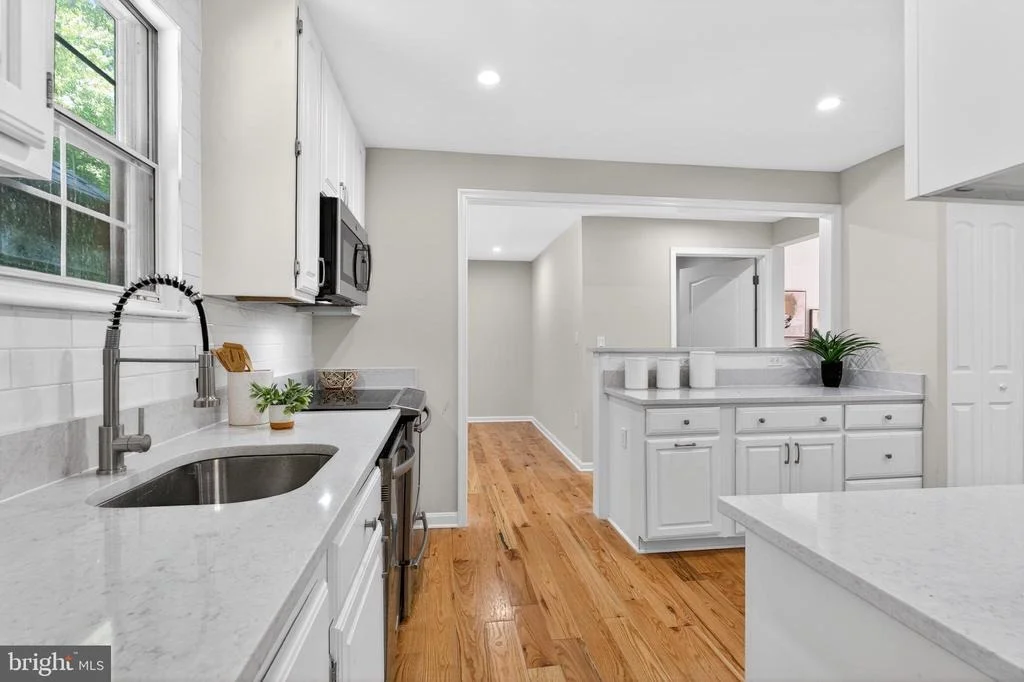 Photo of 9312 FOX RUN DRIVE