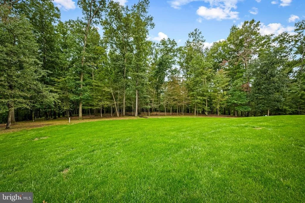 Photo of 1391 MACTON ROAD