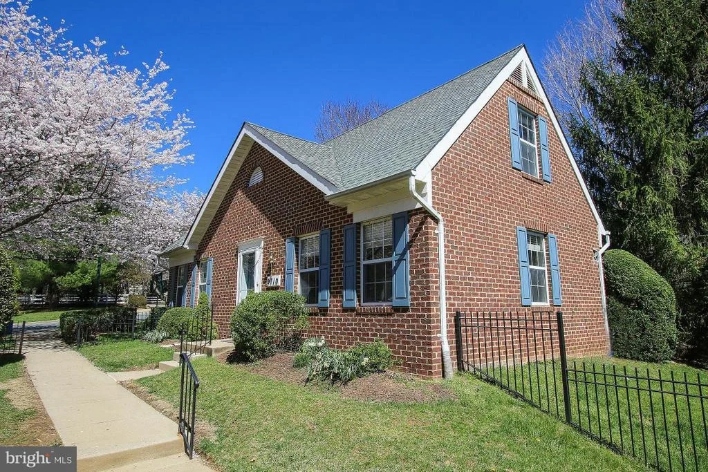 Photo of 9710 PLEASANT GATE LANE