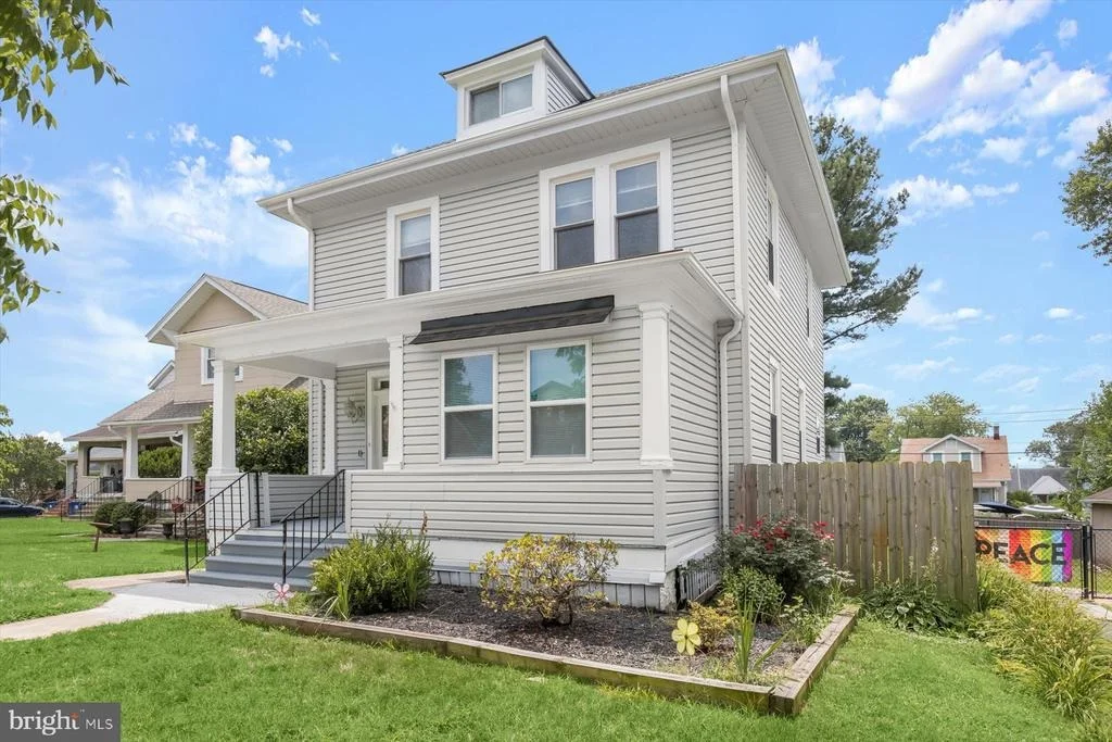 Photo of 3205 GIBBONS AVENUE