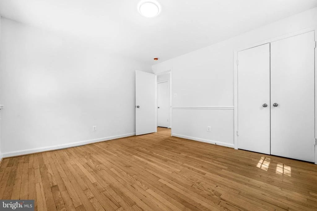 Photo of 10705 OAK PLACE