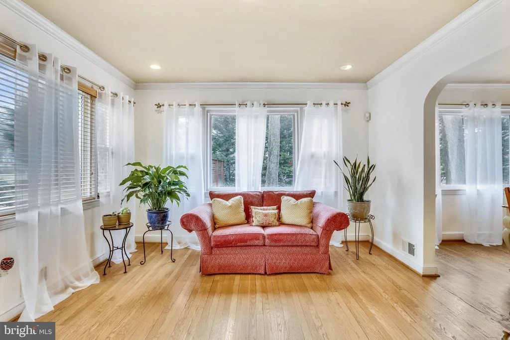 Photo of 8917 WALDEN ROAD