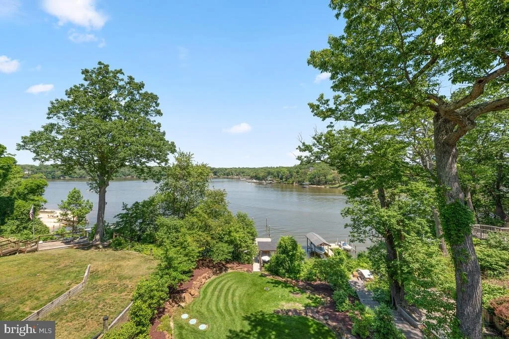 Photo of 1162 OAK VIEW DRIVE
