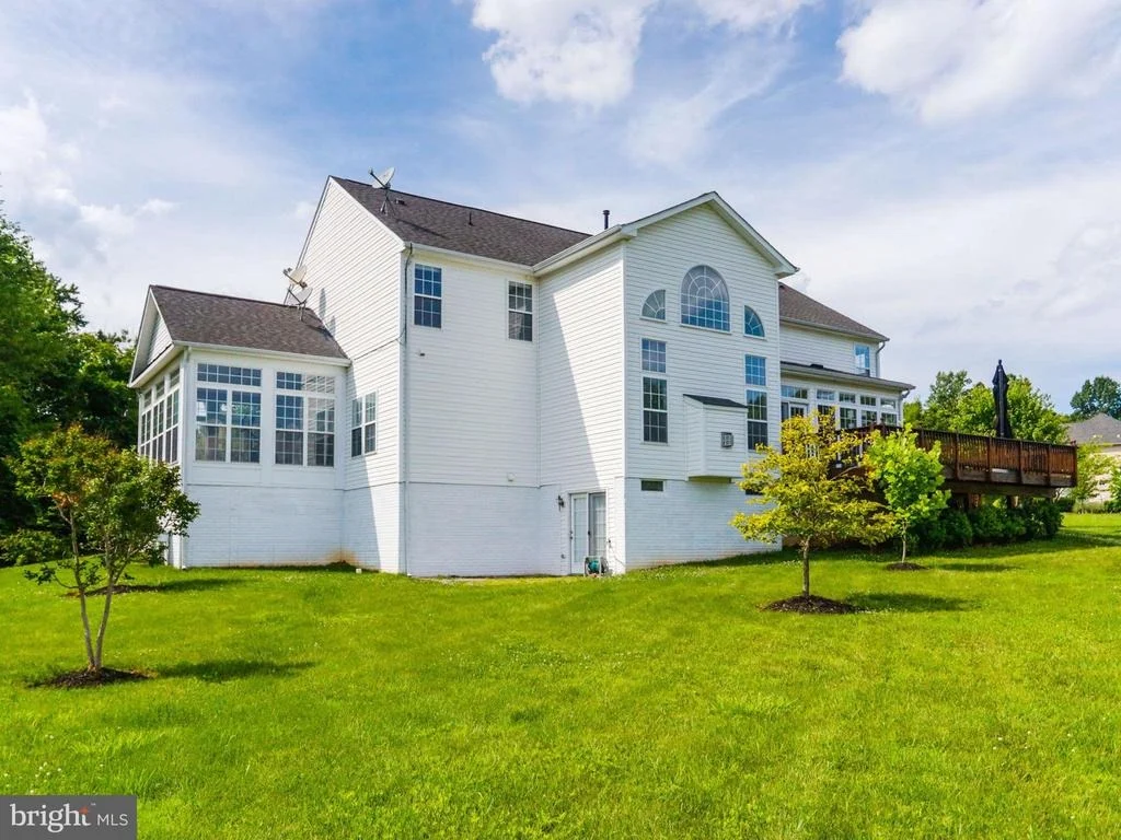 Photo of 6961 TANGLEWOOD DRIVE