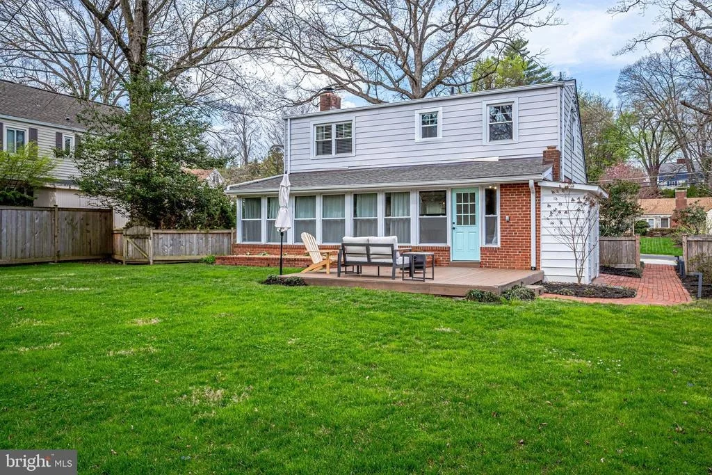Photo of 3905 ROSE LANE