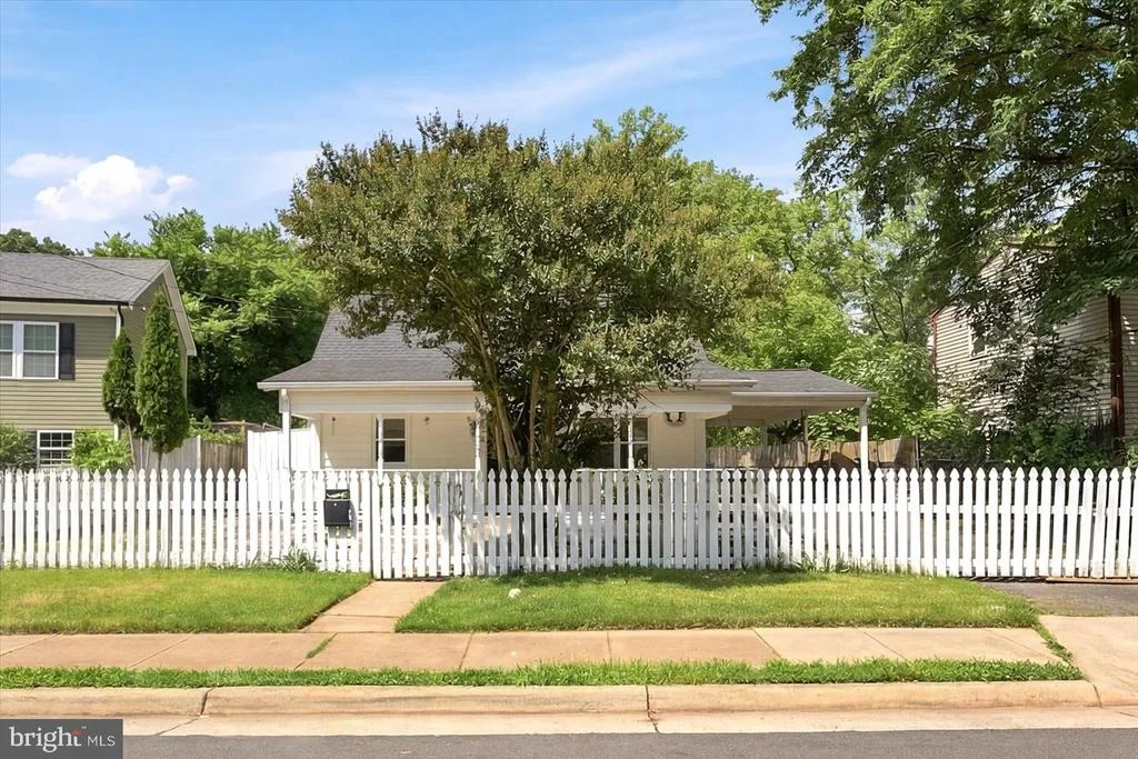 Photo of 104 LAMBERT DRIVE