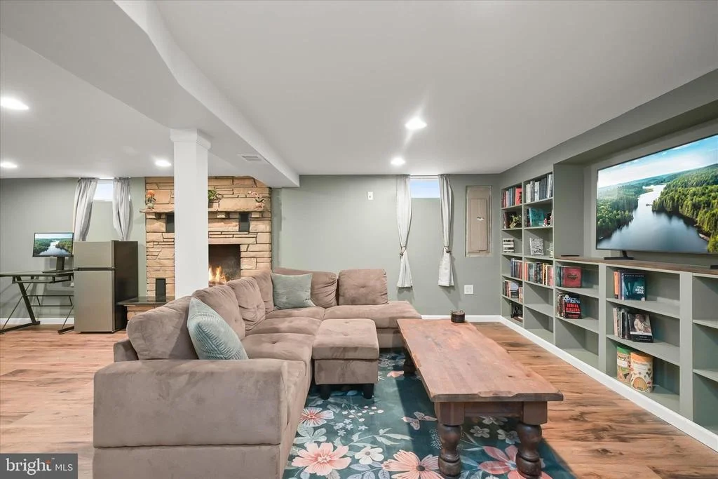Photo of 7403 LOCUST DRIVE