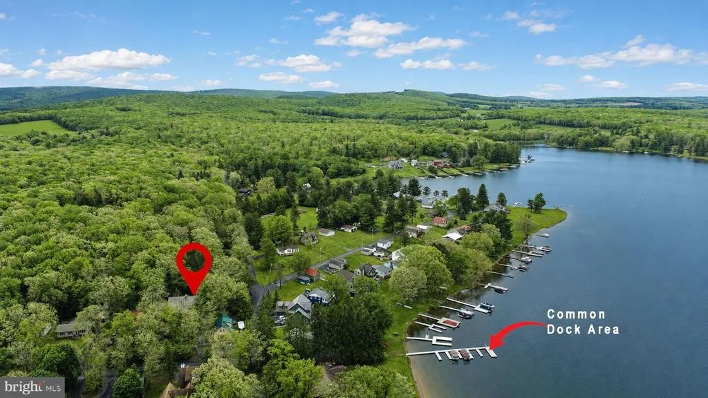 Photo of 674 HAZELHURST ROAD