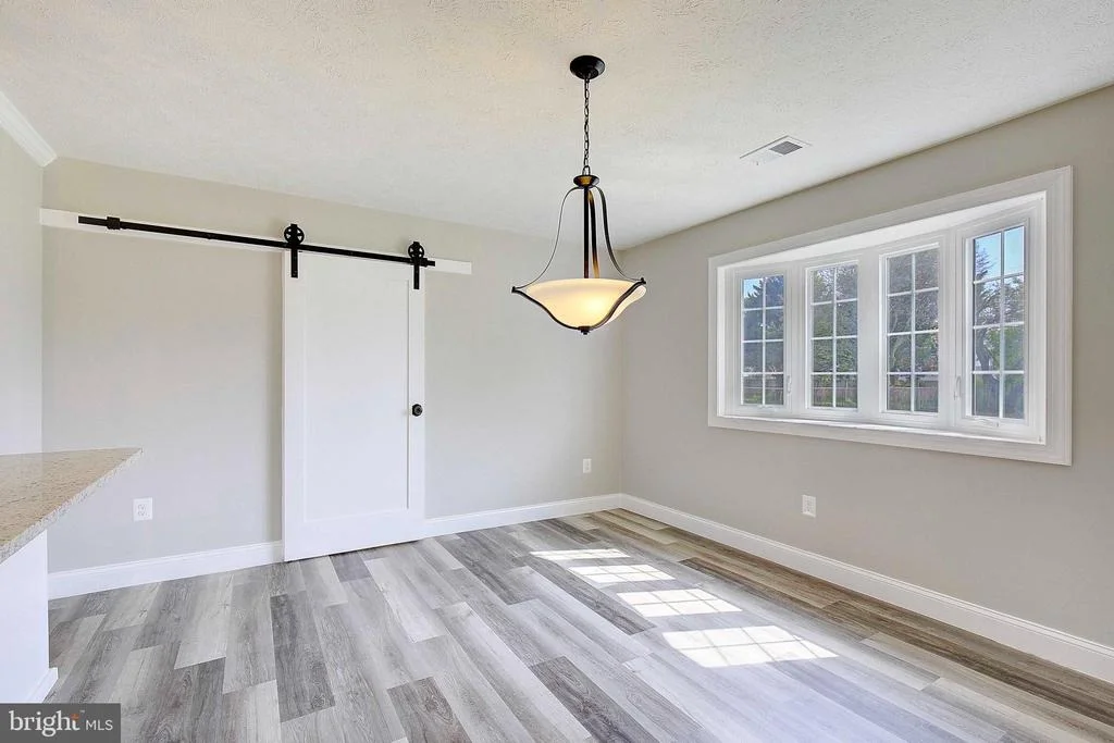 Photo of 318 OVERLOOK DRIVE