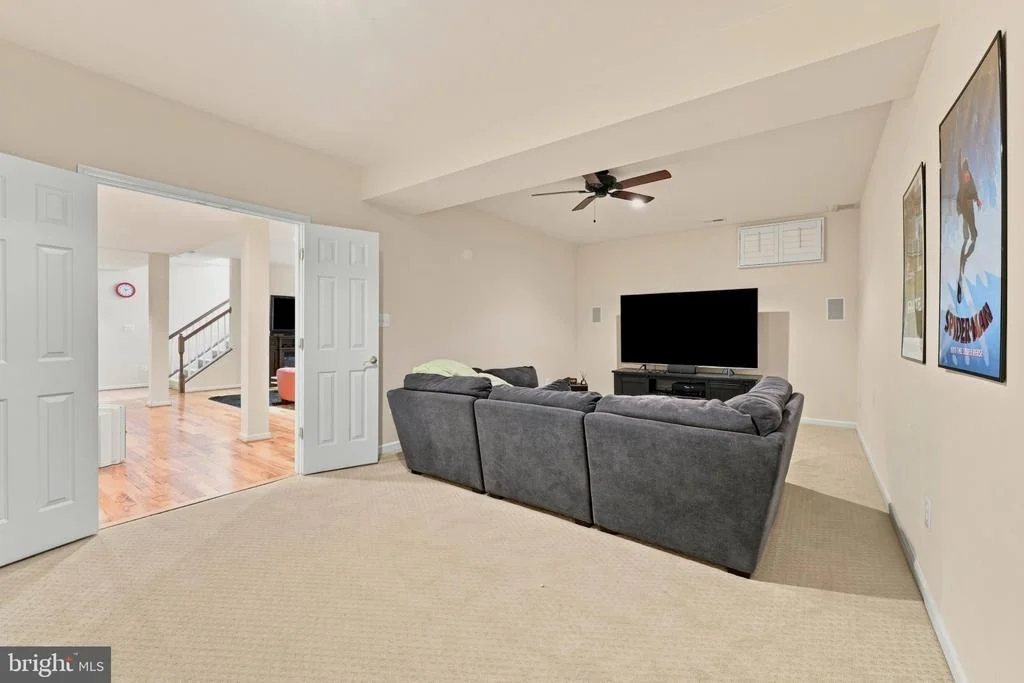 Photo of 44121 RIVERPOINT DRIVE