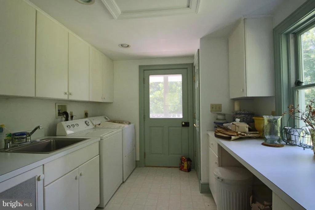 Photo of 220 LEITCH ROAD