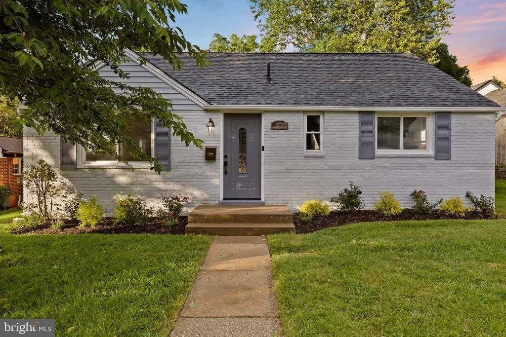 Photo of 12717 HOLDRIDGE ROAD