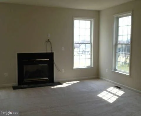 Photo of 8413 SUMMIT AVENUE
