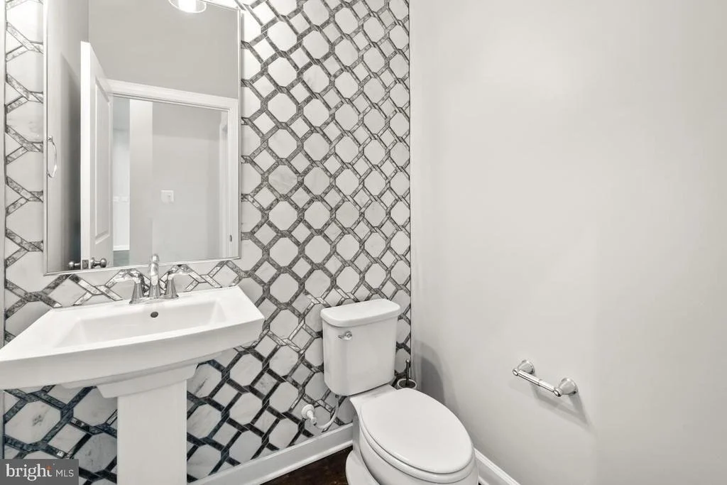 Photo of 5521 HAWK RIDGE ROAD