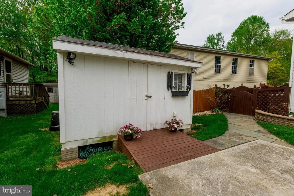 Photo of 6438 OLD HIGHGATE DRIVE