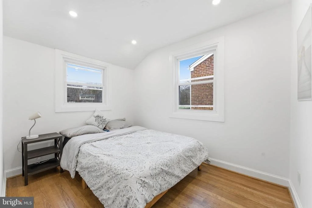 Photo of 4243 HILDRETH STREET SE