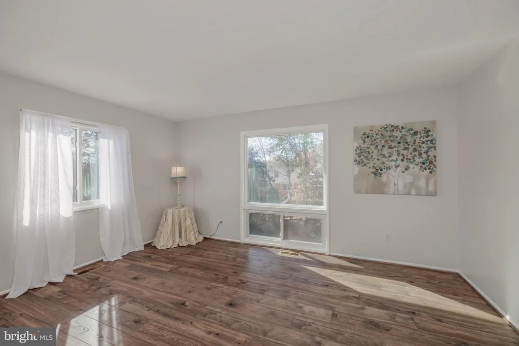 Photo of 8815 BURBANK ROAD