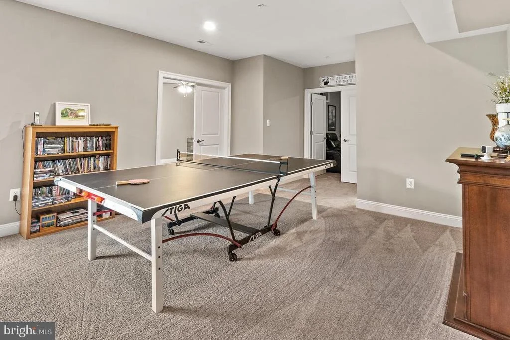 Photo of 8702 HAWBOTTOM ROAD