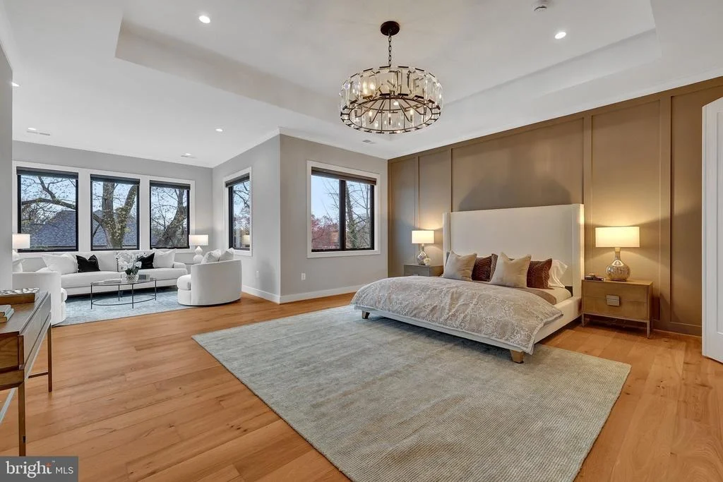 Photo of 1100 BALLS HILL ROAD