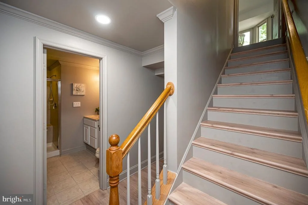 Photo of 4204 AVON DRIVE